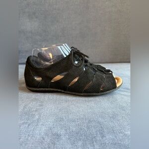 Earth Plover Sandals Shoes Woman’s SZ 7 Black Leather Lace Up Casual Comfort